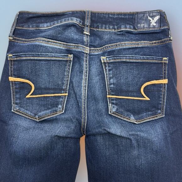 AMERICAN EAGLE Women’s 2 Short SKINNY Blue Jeans - Picture 3 of 4